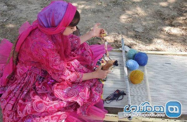 مهرگرد اولین روستای ملی صنایع دستی اصفهان است