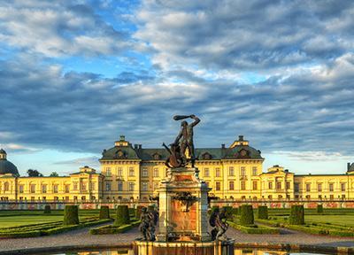 قصر دروتنینگهلم در استکهلم، کاخ تابستانی پادشاه سوئد